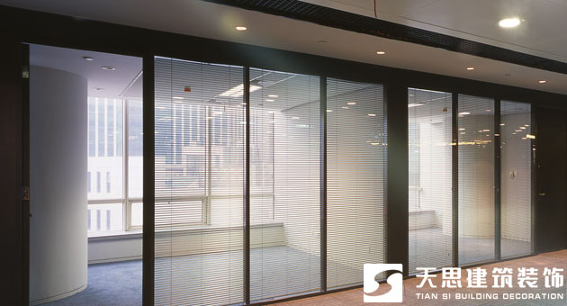 <a href=http://cshyb.cn/ target=_blank class=infotextkey>合肥辦公室裝修</a>玻璃